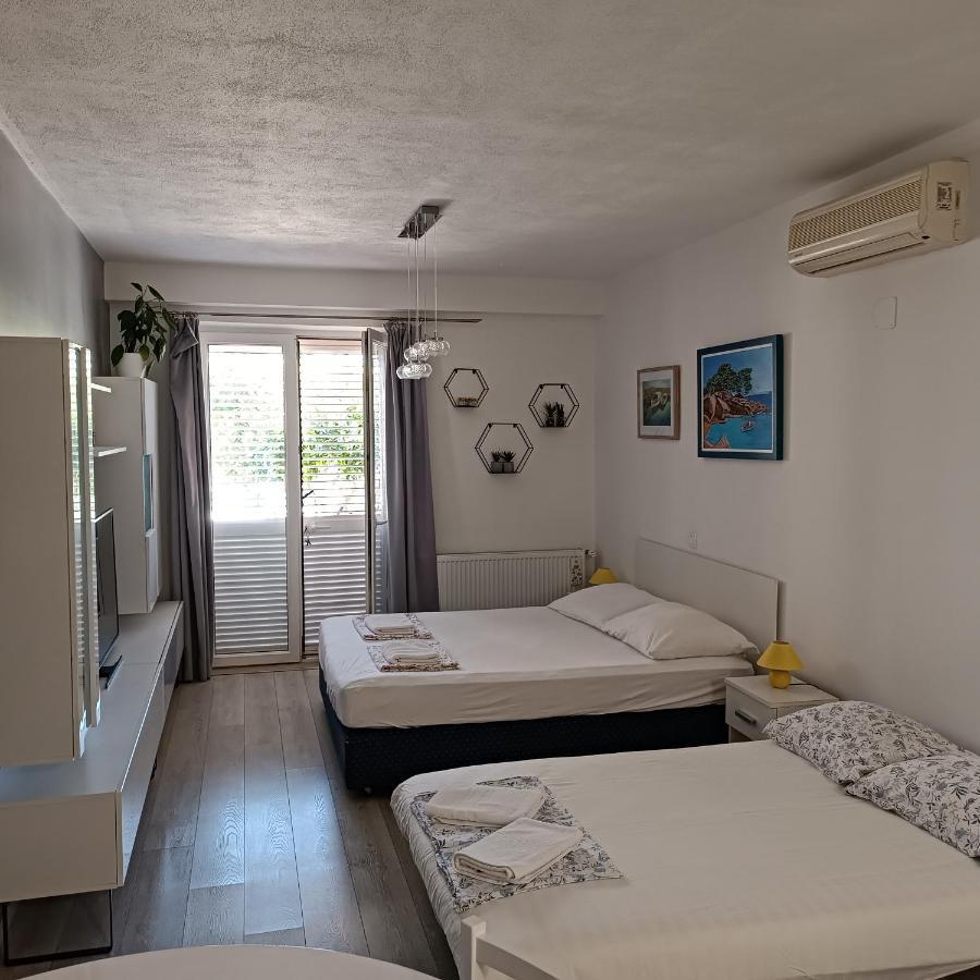 Katrin 101 Apartment Tucepi Luaran gambar